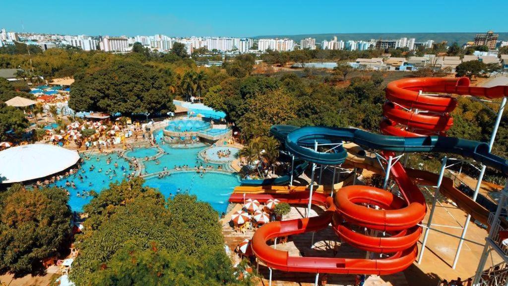 Piazza Diroma - Cortesia Park Diroma, Splash E Slide Caldas Novas Exteriér fotografie