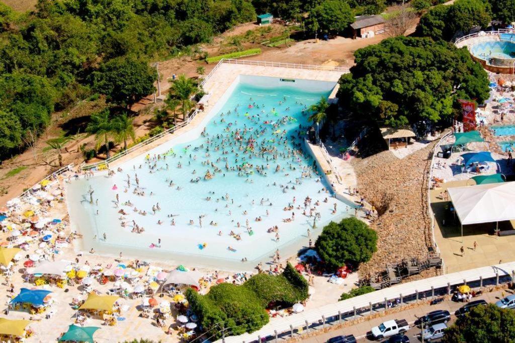 Piazza Diroma - Cortesia Park Diroma, Splash E Slide Caldas Novas Exteriér fotografie