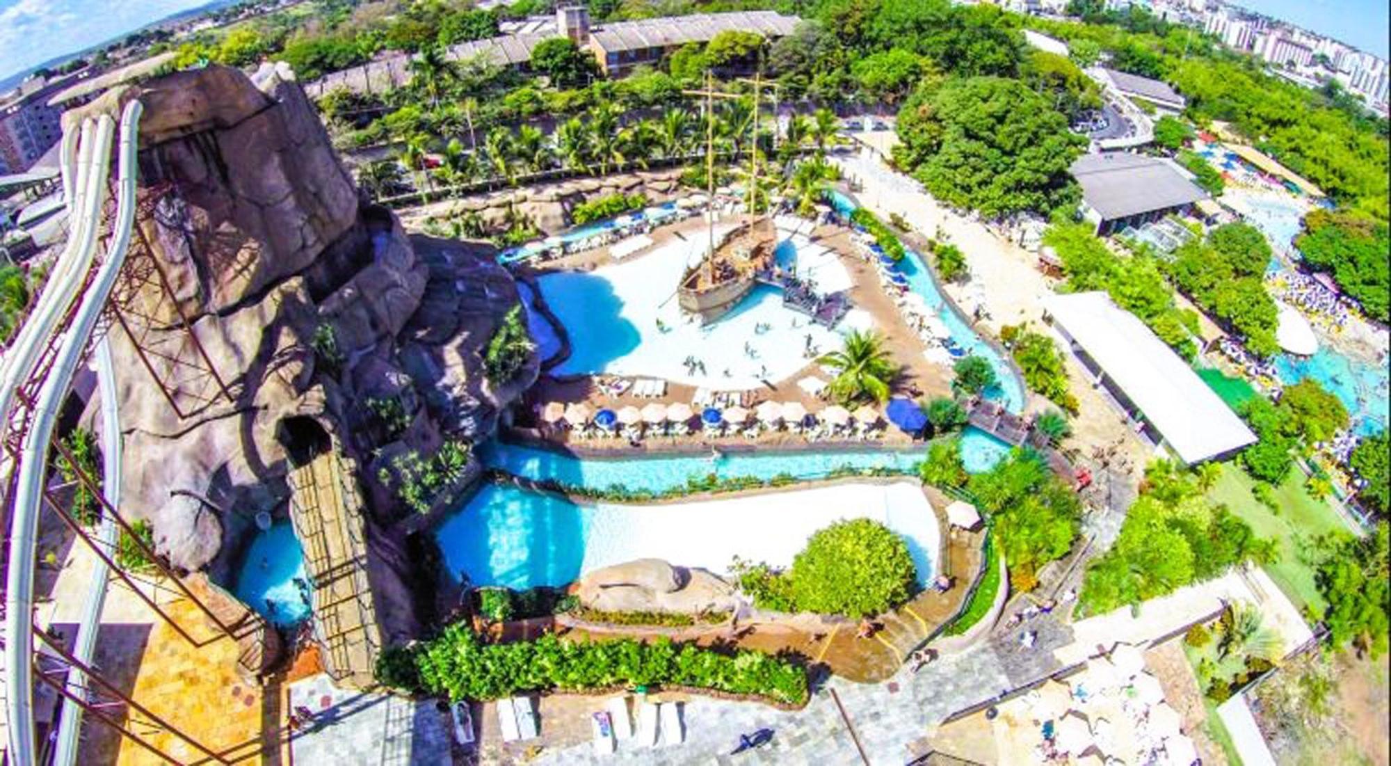 Piazza Diroma - Cortesia Park Diroma, Splash E Slide Caldas Novas Exteriér fotografie